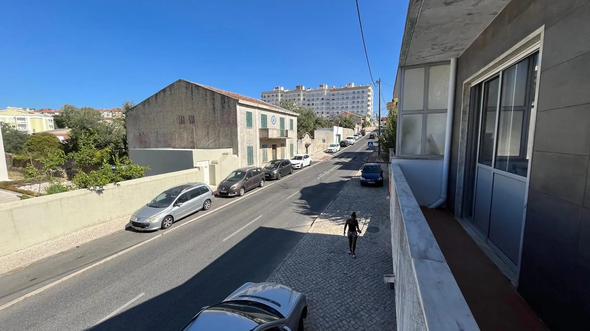 Sun House - Apartamento Belas Portugal
